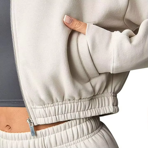 Fabricant OEM/ODM Personnalisé – Sweat à Capuche Court Femme Oversize avec Fermeture Éclair – Fournisseur de Sweats à Capuche Tendance en Coton Lourd Doublé 100% - Product Image 6