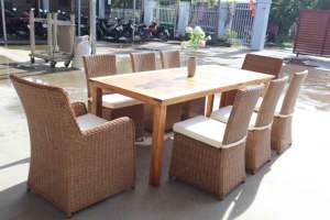 Ensemble de salle à manger d'extérieur de luxe PRCF-013 2026 en osier - Mobilier de jardin en rotin résistant aux intempéries avec table en teck et 8 chaises - Product Image 5