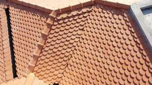 Tuiles de toit traditionnelles vietnamiennes, style carré, TUILDONAI, blocs de terre cuite pour extérieur, EXW, personnalisés, rouges, imperméables, Bibber - Product Image 4