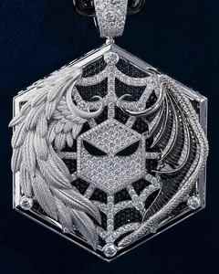 Pendentif breloque hexagonal en moissanite sertie, plaqué rhodium, argent, chaînes en or rose, design aile d'ange et dragon, bijoux streetwear unisexe - Product Image 1