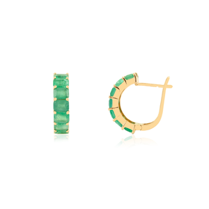 Aros de oro amarillo con gemas de esmeralda para mujer, con brillo verde intenso, curvas elegantes y estilo refinado para un look inolvidable. - Product Image 2