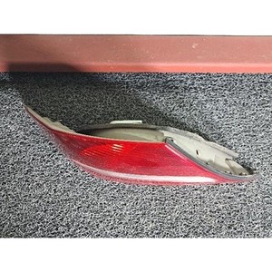 Feu arrière gauche d'occasion Classe E A2118200464 - Product Image 6