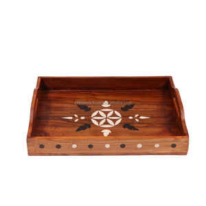 Ensemble de plateaux de service en bois de manguier Elegance Premium fait à la main avec des détails en Sesham et Noyer pour la maison, l'hôtel et le salon. - Product Image 4