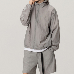 Wholesale Casual <b>Two</b> <b>Piece</b> Windbreaker <b>Set</b> <b>Mesh</b> Lining Zip up Printing Logo Solid Sportswear Tracksuits for Women 2026 - Product Image 5