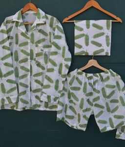 Conjunto de pijama corto de algodón para mujer, pijama de manga corta de 2 piezas con botones y ribetes estampados. - Product Image 5