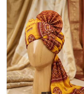 Bandhani Pagri Tradicional Rajasthani para Novio, Amarillo Granate, Hecho a Mano, Turbante Étnico Tie Dye para Boda - Product Image 3