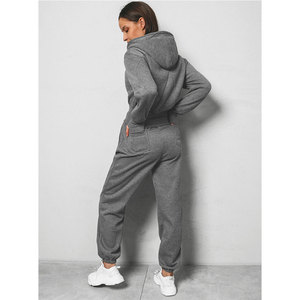 Conjunto Deportivo Corto con Capucha y Cremallera para Mujer, Estilo Urbano, Color Sólido, Ajuste Cómodo, en Venta - Product Image 6