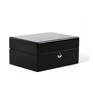 Customized Pillow Wrist Luxury <b>Watch</b> <b>case</b> - Product Image 1