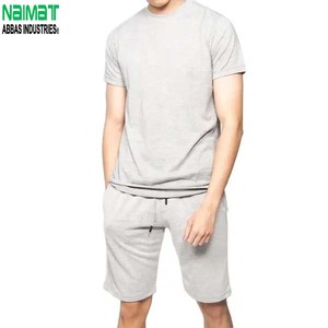 Ensemble t-shirt et short en coton gris pour homme, col rond, tenue décontractée d'été, tissu tricoté respirant - Product Image 1