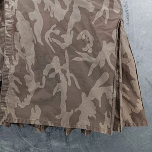 Falda Kilt Utilitaria de Camuflaje Escocesa para Hombre con Bolsillos Cargo y Cierre de Hebilla a Presión - Product Image 5