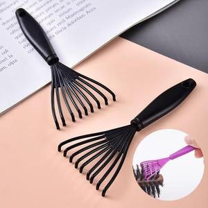 Peigne multifonctionnel professionnel Quick Clean Mini ABS Claw pour le coiffage, le massage de la barbe et l'élimination des peluches – Outil de toilettage pour barbier - Product Image 1