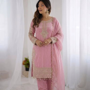 Ramdev Trading Ensemble Kurta/Palazzo Moderne pour Femme, en Tissu de Soie de Verre Romain Lourd et Texturé, Cousu, à Séchage Rapide, Style Ethnique Indien, Modèle Polyvalent - Product Image 1