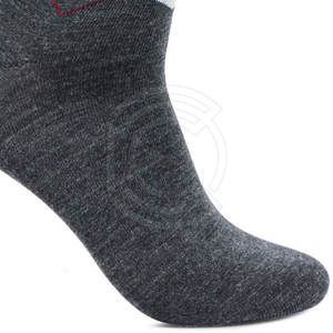 Chaussettes en coton doux pour usage quotidien, conçues pour un confort respirant, une texture lisse et une longue durée de vie pour une utilisation quotidienne. - Product Image 4