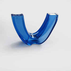 Protector Bucal de Silicona Azul, Equipo Deportivo Protector para Boxeo, Adultos, Ligero, Ajuste Universal, Color Sólido, Moldeado por Inyección - Product Image 1