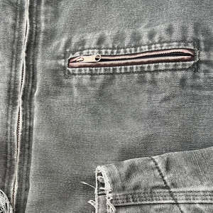 Veste en jean déchirée de style motard classique vintage bleu pour homme, coupe slim, manches longues, personnalisée et de haute qualité - Product Image 4