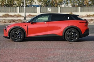 จี๋เยว่ 01 2024 จีดู 01 แม็กซ์ เพอร์ฟอร์แมนซ์-สีส้มดำ รถยนต์ไฟฟ้า SUV ขับเคลื่อนสี่ล้อ ล้อแม็ก R18 แบตเตอรี่ลิเธียม เบาะหนัง - Product Image 2