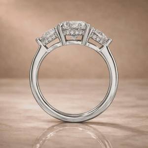 Bague de fiançailles ovale en diamant de laboratoire de 3 carats pour femme, or blanc 14 carats, cadeau de fête raffiné pour les amoureux, bague à trois pierres - Product Image 4