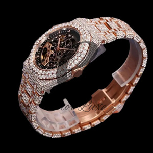 Elegante Reloj de Lujo con Incrustaciones de Moissanita Plateada de 40 mm en Tono Rosa, para Joyería Hip Hop y Estilo de Ocasiones Especiales - Product Image 3