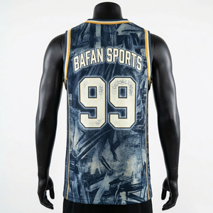 เสื้อบาสเก็ตบอลผู้ชาย Elite 165 GSM ผ้าโพลีเอสเตอร์ตาข่ายระบายความชื้น สีน้ำเงินกรมท่า พิมพ์ลายกราฟิกแบบ Sublimation พร้อมโลโก้สั่งทำพิเศษ - Product Image 3