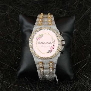 Reloj Analógico Hip Hop con Diamantes Moissanite, Hecho de Acero Inoxidable, de Estilo Casual a Formal, Diseñado para la Vida Diaria de los Hombres - Product Image 2