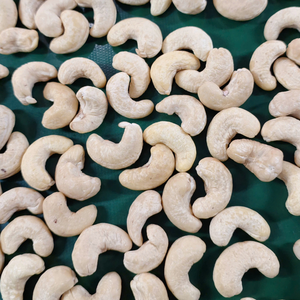 Nueces de Caju SANTIGO, Empaque Personalizado, Granos de Caju a Granel - Product Image 1