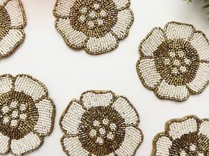 Handmade Beaded Flower Coasters Gold White Round Bar Mats Reusable <b>Drinkware</b> <b>Accessories</b> Classic Style - Product Image 1
