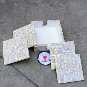 Juego de Posavasos Artesanales de Madreperla |   Posavasos Ecológicos de Lujo para el Hogar, Colección Maaz - Product Image 6