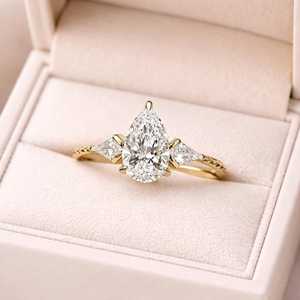Premium 1ct Pear Cut And 0.27ct Kite Side Stones Lab Grown <b>Diamond</b> Engagement <b>Ring</b> Classic Solid Gold Fine Jewelry <b>Ring</b> - Product Image 1