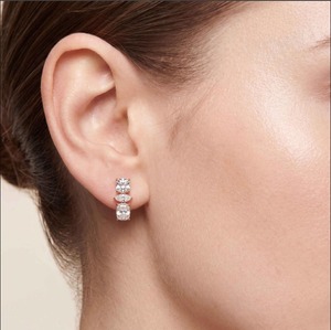 Boucles d'oreilles pendantes en or blanc 9 carats de qualité supérieure avec diamants de laboratoire taille coussin et taille marquise 4,68 CTW - Product Image 1