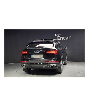 Audi SQ5 3.0 TFSI quattro Sportback Mayo 2022 42.394 km Caja de Cambios Automática Asientos de Cuero Volante a la Izquierda Cámara Trasera - Product Image 4