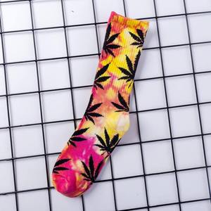 Chaussettes de sport personnalisées avec logo, chaussettes en coton à rayures tendance pour hommes et femmes, OEM ODM en gros - Product Image 5