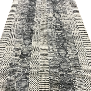 Tapis Dhurrie géométrique en laine tressée, fait main, gris anthracite, style nordique minimaliste, tissé à la main, sur mesure, tapis bohème - Product Image 6