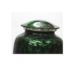 Urne funéraire américaine pour adulte ZHE, modèle 2100, avec patchs verts et noirs - Product Image 3