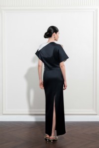 Nouvelle Arrivée Jupes pour Femmes Élégantes MYRA SILK LONG SKIRT Silhouette Droite ODM Jupe Longue MISSION SATIN de WhiteAnt Vietnam - Product Image 4