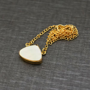 Collar de Cadena Chapado en Oro de 18k con Colgante de Perla, Joyería Minimalista para Regalo - Product Image 4