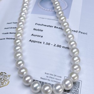 สร้อยคอมุกน้ำจืดสีม่วงออโรร่าไร้ตำหนิ 9-11 มม. ทรงกลม พร้อมตัวล็อคเงินแท้ S925 สร้อยคุณภาพพรีเมียมสำหรับคุณแม่ - Product Image 4