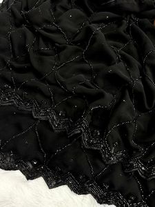 Sari Negro de Georgette con Lentejuelas, Cuentas y Bordados, Sari de Diseñador para Fiestas con Blusa - Product Image 4
