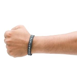 Bracelets en silicone de mode fabriqués en Inde, bracelets en caoutchouc personnalisés pour un usage quotidien et un style tendance, disponibles à la vente - Product Image 4