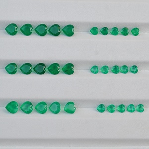 พลอยออนิกซ์สีเขียวธรรมชาติทรงหัวใจเจียระไนขนาด 4 มม. 6 มม. 8 มม. 10 มม. คุณภาพดี เงางาม เหมาะสำหรับทำแหวน จี้ สร้อยข้อมือ และเครื่องประดับอื่นๆ - Product Image 2