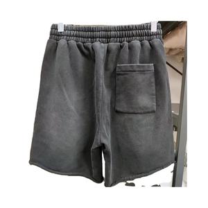 กางเกงขาสั้นผ้ายืดทรงโอเวอร์ไซส์สำหรับผู้ชายกางเกงขาสั้นผ้ายืดสีพื้นย้อมสีล้วนแบบลำลองสำหรับฤดูร้อน - Product Image 2