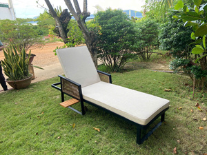 DS00178 Directo de fábrica en Vietnam, tumbona de mimbre y acero con madera de acacia de alta calidad, moderna, para exteriores, piscina, playa, villa. - Product Image 2