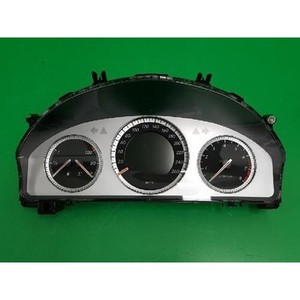 ชุดหน้าปัดเรือนไมล์มือสองสำหรับรถยนต์ C-class รุ่น A2045403748 - Product Image 1