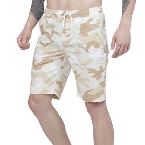 Pantalones cortos informales para hombre OEM con diseño personalizado Cierre de cintura elástica El mejor precio para patrón sólido de tamaño adulto - Product Image 1