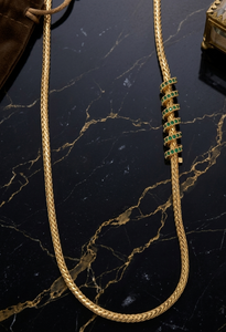 Collier en chaîne de corde plaqué or 22 carats Divyoro, pierres vertes taille émeraude, design en spirale, classique, luxe pour femmes, à porter au quotidien - Product Image 2