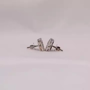 Boucles d'oreilles pendantes en diamant de laboratoire certifié, fabrication haut de gamme, aspect réel, bijoux fins pour femmes, en vente. - Product Image 4