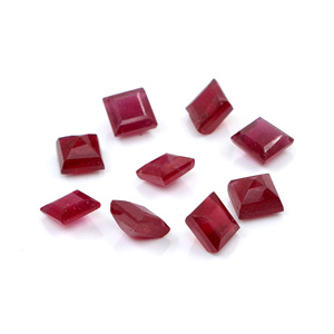 Rubis naturels de Bangkok, carrés calibrés de 5 mm, pierres précieuses de rubis naturelles facettées, prêtes à l'emploi pour la fabrication de bijoux - Product Image 1