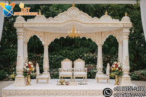 Decoración de Mandap para Bodas Marathi, Exclusivo Mandapam de Madera Dorado y Decorado con Lujo, Configuración de Escenario Tradicional para Bodas Hindúes - Product Image 6