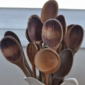 Cuchara de Cocina de Madera Clásica de Alta Calidad, Utensilio de Madera Sólida Ligero y Resistente para el Hogar, Cocina o Cafetería, Disponible a Precio de Exportación - Product Image 1