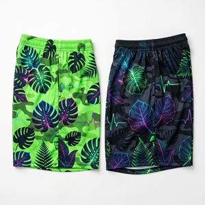Shorts de sport pour hommes en maille graphique à facettes de cristal de diamant holographique 3D personnalisés, shorts d'entraînement de basketball par sublimation - Product Image 3