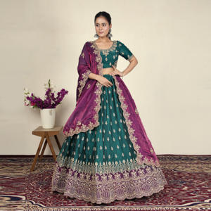 ชุดเฟนดี เลเฮนกา โจลี พร้อมงานปักลายชาติพันธุ์ที่ประณีตและขอบกว้าง |   ผู้ซื้อสินค้าขายส่งชุดงานรื่นเริงและชุดแต่งงานสำหรับผู้หญิง - Product Image 2